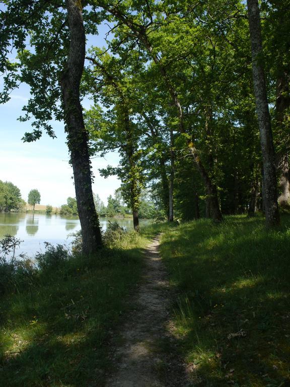 Lac De Канкон Экстерьер фото